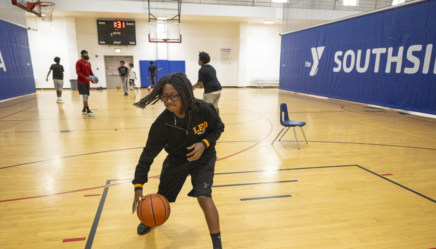 Voluntarily Drawing Free summer YMCA memberships draw 3,000 Chicago teens - Chicago Sun-Times