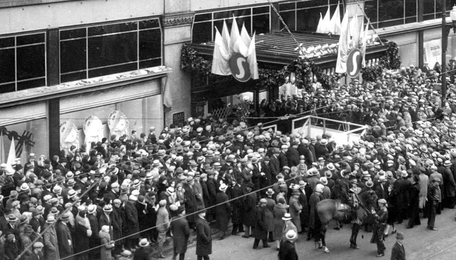 NextImg:Fascinating ‘Chicago Stories’ docs spotlight Sears and other parts of city’s past