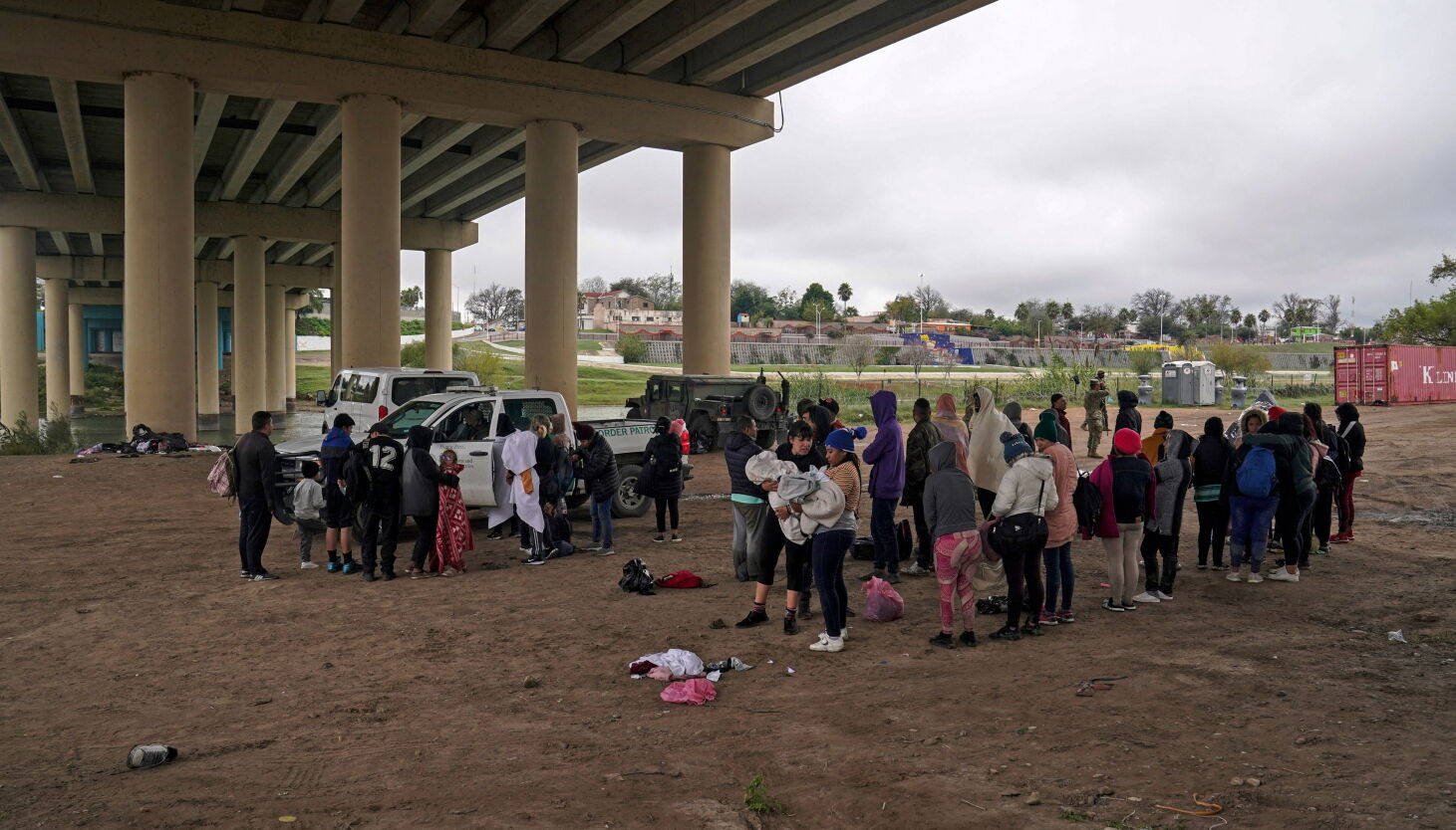 Republicans want to fight, not win, on immigration - Vimarsana News