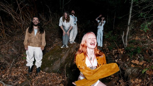 Wet Leg davina mccall_Alice Backham.jpg