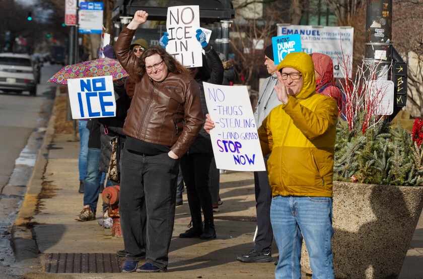 ICEPROTEST-260111-04.jpg