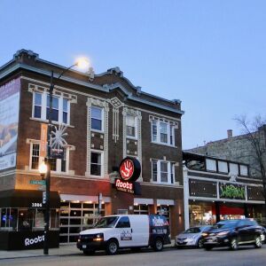 Roots Handmade Pizza at 1924 W. Chicago Ave. | Alisa Hauser/For the Sun-Times