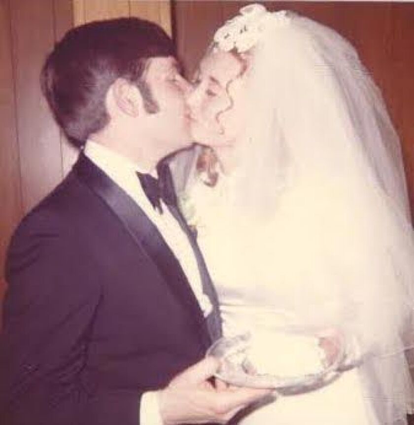 Huff & Huff on their wedding day in 1971. | Family photo
