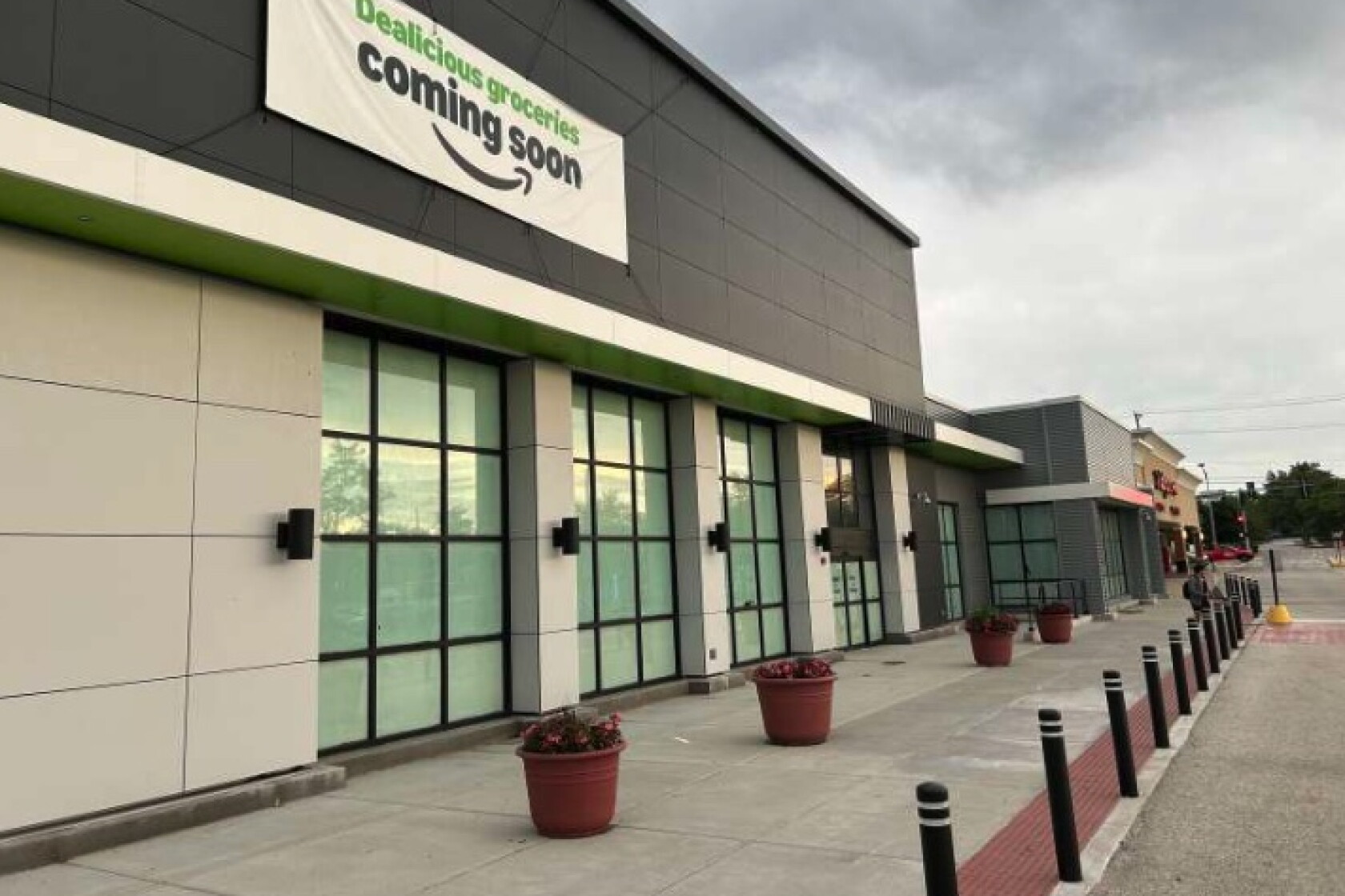 Amazon Storefront Link Amazon Fresh grocery store sets opening date for Arlington Heights ...