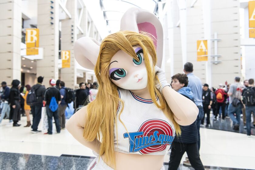 C2E2_030120_19.jpg