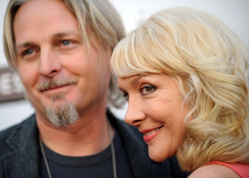 Glenne Headly with husband Byron McCulloch at the premiere of “The Joneses” in Hollywood on April 8, 2010. | AFP / Getty Images