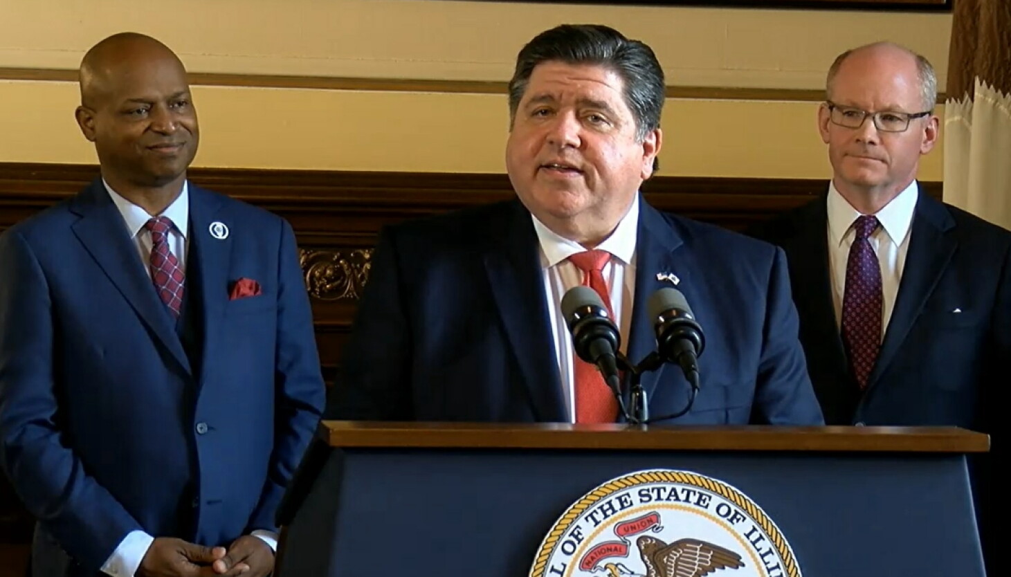 No love for new Bears stadium from Illinois' top Democrats - Vimarsana News