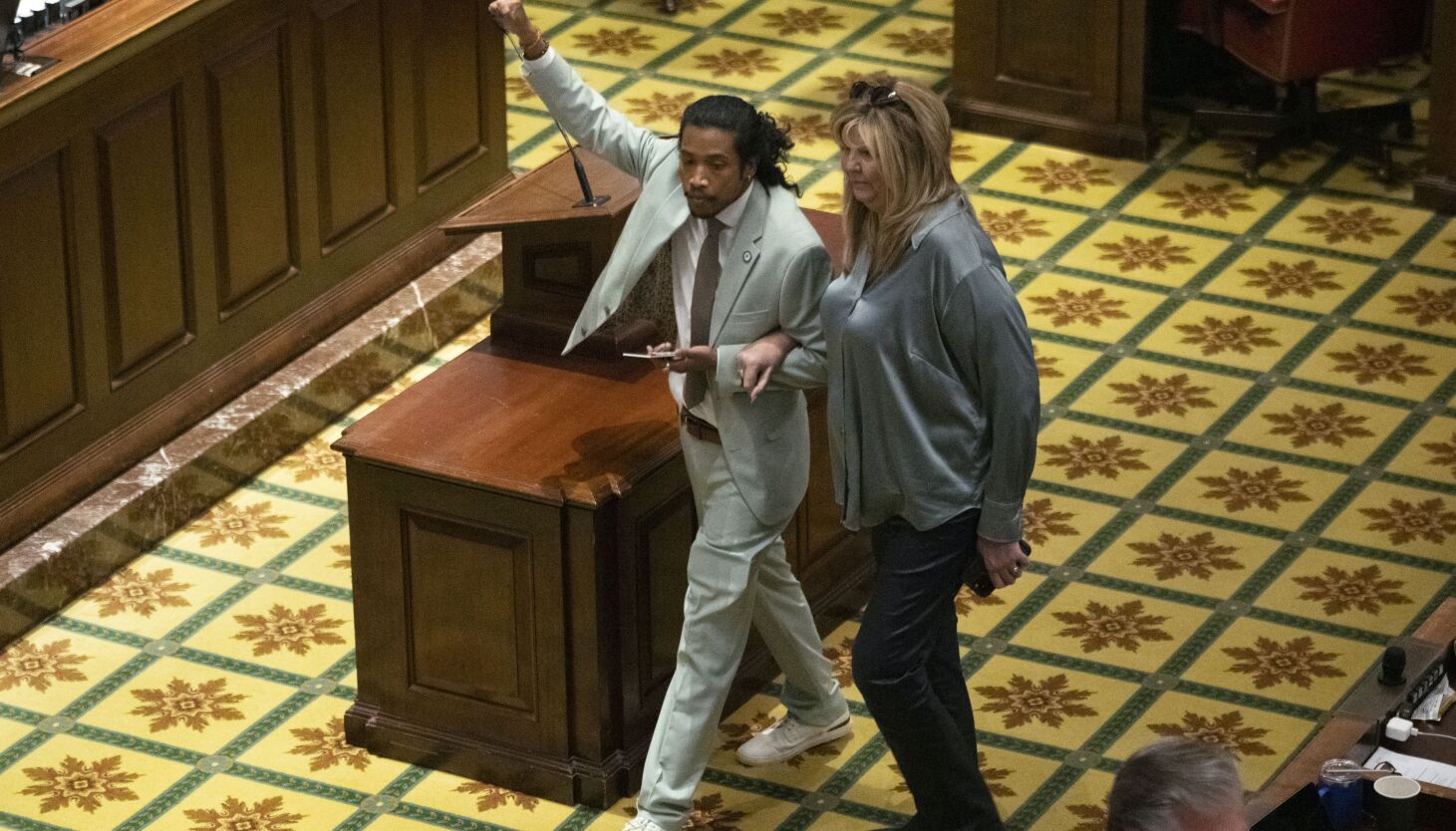 NextImg:Black lawmaker who was expelled reinstated to Tennessee House seat