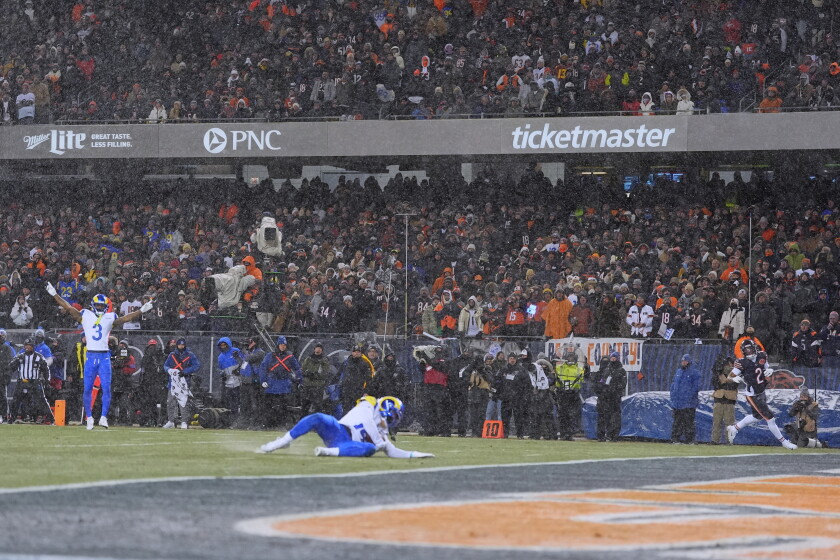 Bears Rams Interception Bears coach Ben Johnson says final interception vs. Rams is on him, not ...