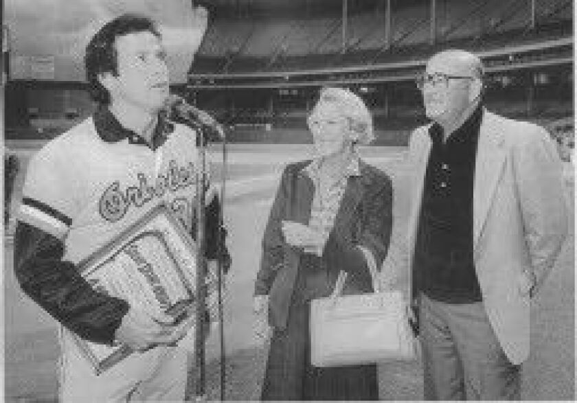 Stone’s parents Dorothy and Paul Stone look on as Stone addresses the crowd after he was honored with a resolution from the city council in 1980. Stone won the Cy Young Award that year.