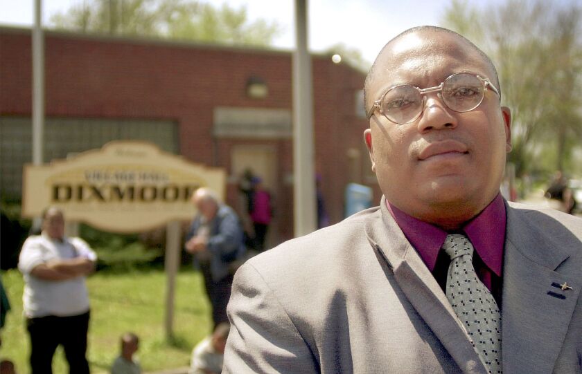 Former Dixmoor Mayor Donald Luster in 2001.