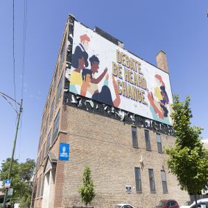 Chicago Debates is displaying a mural along the Kennedy Expressway to increase awareness of the program.