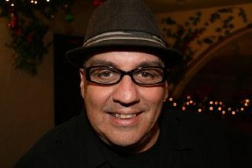 Playwright-performer Luis Alfaro. (Photo: Courtesy of Victory Gardens Theater)