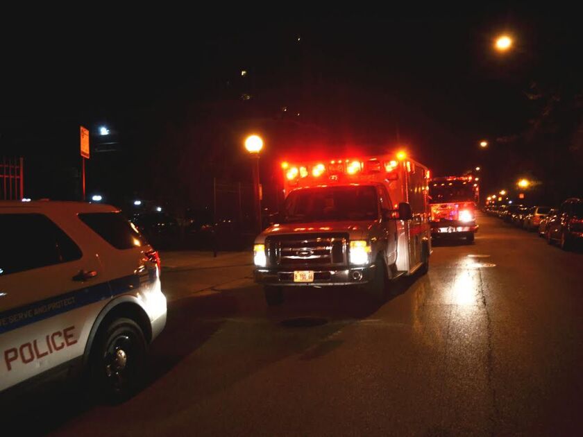 Police investigate a shooting about 2:00 a.m. Wednesday, September 12, 2018 in the 3000 block of South Michigan Ave. in Chicago. | Justin Jackson/ Sun-Times