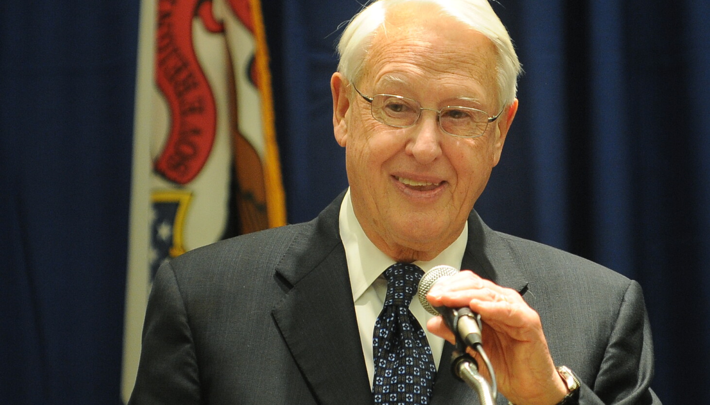 Former University of Illinois President Stanley O. Ikenberry Dies at 90 Former University of Illinois President Stanley O. Ikenberry Dies at 90