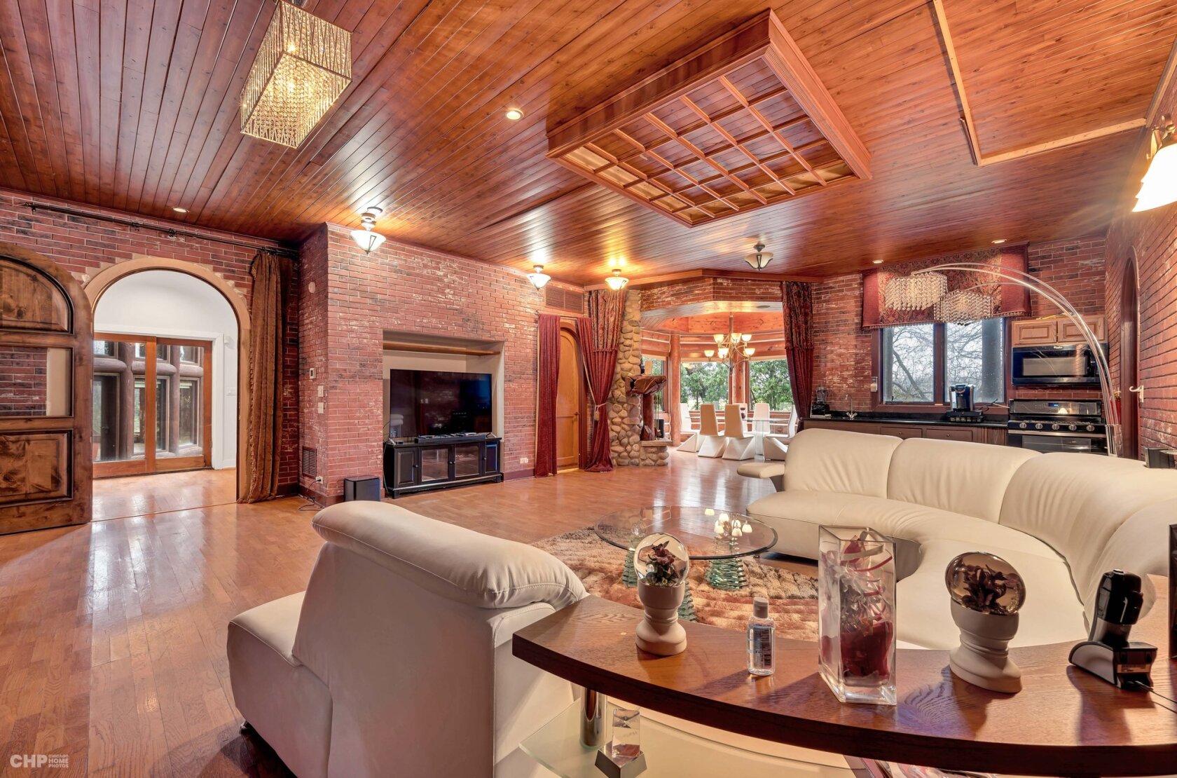 Late Rudolph Isley's Olympia Fields mansion, once owned by R. Kelly ...