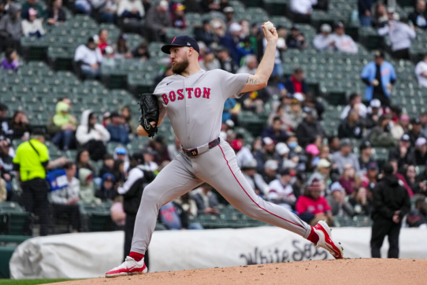 No no-hitter but Garrett Crochet ties Sox in knots - Chicago Sun-Times