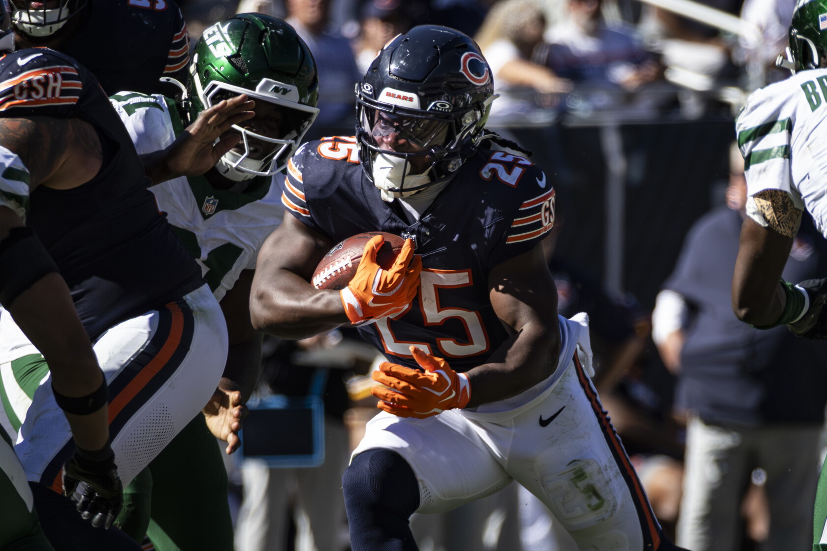 Bears Practice Bears report: RB D'Andre Swift returns to practice, bemoans fumbles ...