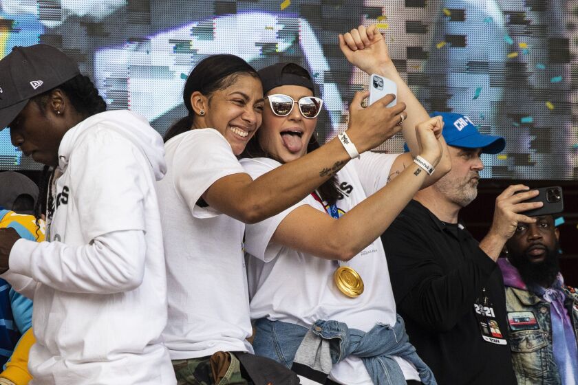 Candace Parker and Stefanie Dolson take a selfie.